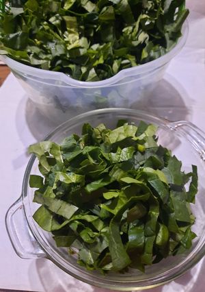 Una foto de Espinacas: corte chiffonade