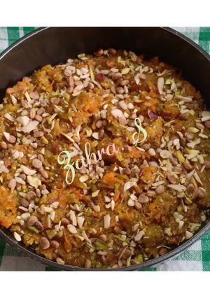 A picture of Carrot and bottle gourd(lauki) Halwa.