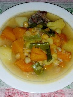 Una foto de Cocido de garbanzos con calabaza