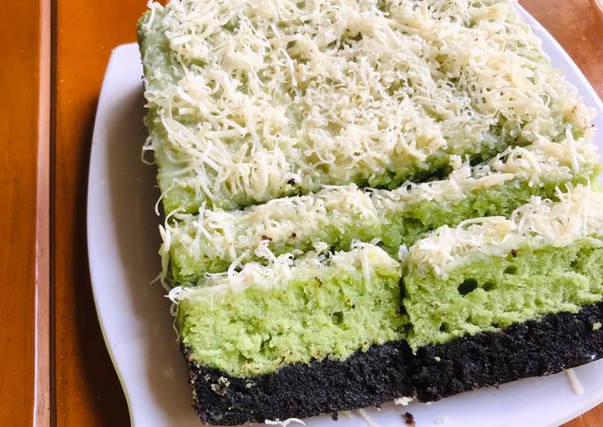 Matcha-Oreo Cake