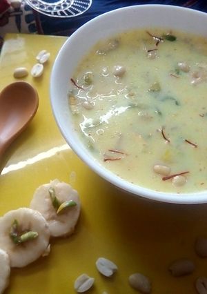 A picture of Banana Peanuts Rabdi.