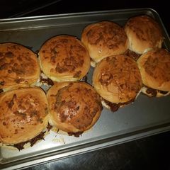 A picture of Jerk chicken sliders.