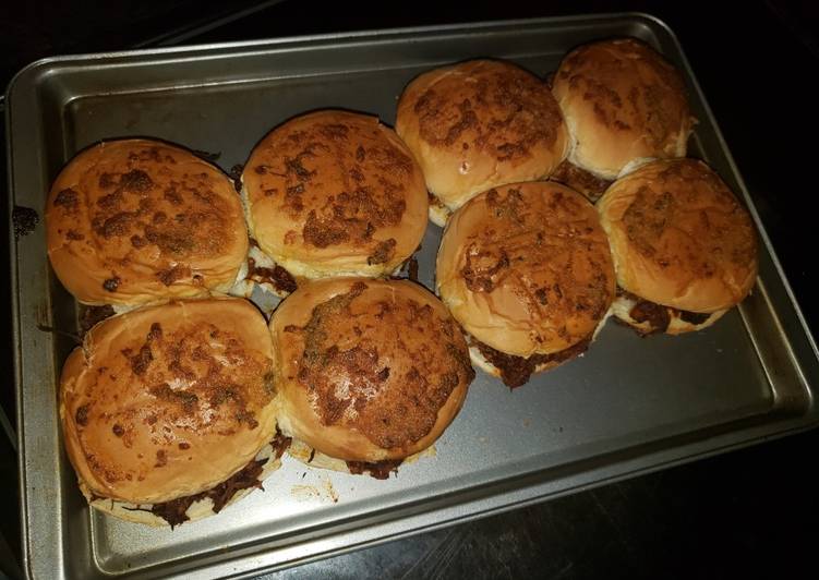 Recipe of Speedy Jerk chicken sliders