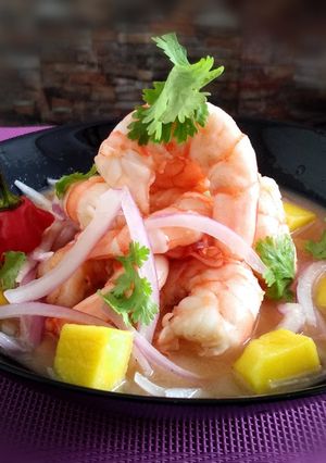 Una foto de Ceviche de Langostinos con Mango 👍🇵🇪