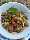 Tumis pedas kikil sapi