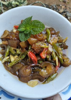 Foto resep Tumis pedas kikil sapi
