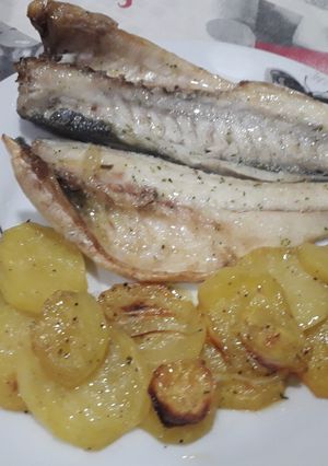 Una foto de Lubina al horno