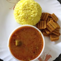 Besan kadhi A picture of Besan kadhi.