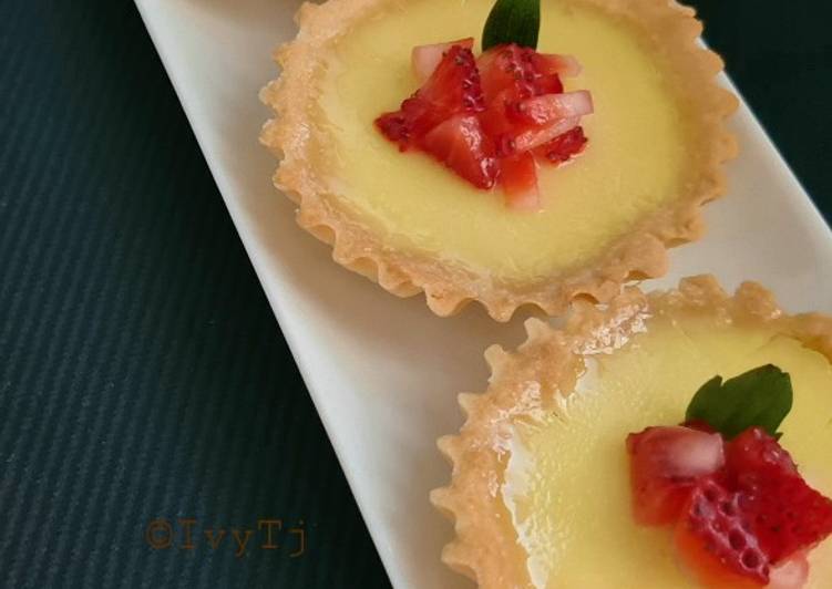 Easiest Way to Cook Perfect Strawberry Lemon Tart