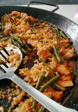 A picture of Chicken Paella.