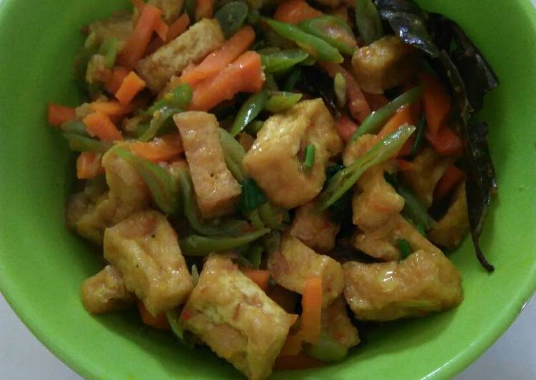 Tumis sayur bumbu kuning