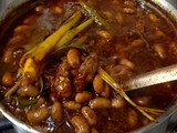 Rawon daging kacang merah