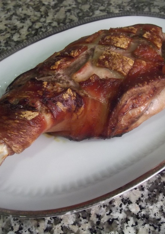 Una foto de Paletilla de cerdo al horno