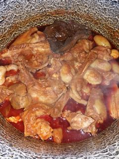 Tyúkpörkölt újkrumplival recept fotója