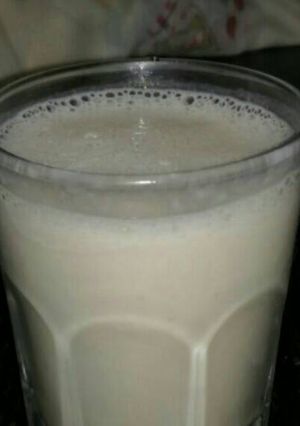 Una foto de Batido de plátano con toque de vainilla