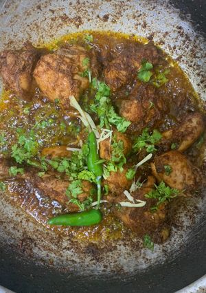 A picture of Afghani Chicken Karahi.