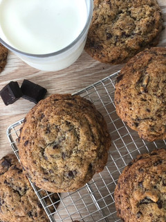 Φωτογραφία της συνταγής Cookies με κομμάτια σοκολάτας