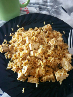 Una foto de Arroz integral con tofu