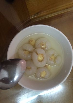 Hình của món Chè hạt sen-nhãn.