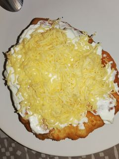 Kefires lángos recept fotója