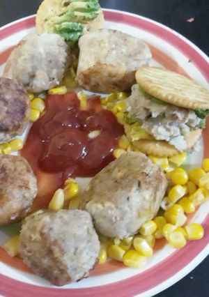 Una foto de Tortitas de papa y atún