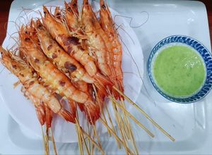 Hình của món Tôm nướng sa tế.