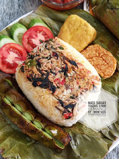 Foto resep Nasi Bakar Tongkol Suwir Kemangi