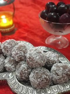 Black jamun laddu રેસીપી મુખ્ય ફોટો