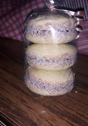 Una foto de Alfajores de Maicena clásicos