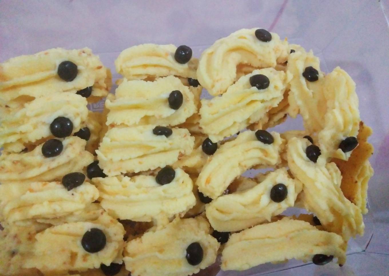 Kue Semprit Keju