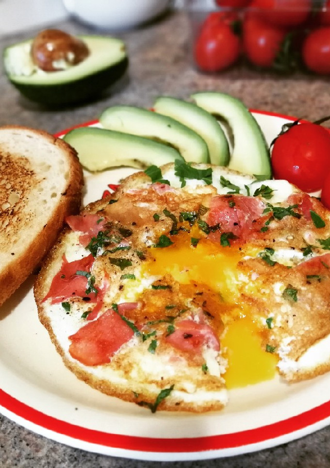 Una foto de Tortilla francesa de claras de huevo