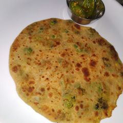 A picture of Peas chana dal paratha.