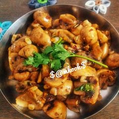 A picture of Garlic Pepper Mushrooms.