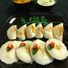 A picture of Stuffed Paneer Idli.