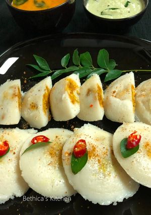 A picture of Stuffed Paneer Idli.