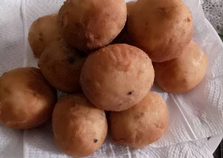 Roti isi coklat leleh