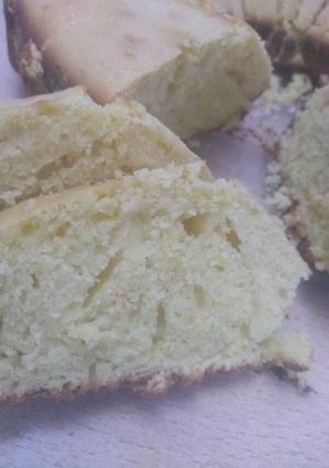 Una foto de Torta de naranja y limón