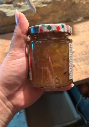 Una foto de Mermelada casera de membrillo con pera