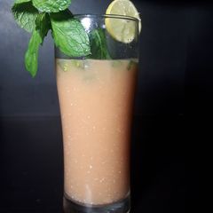 A picture of Orange mojito.