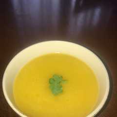 A picture of Crema de calabaza.