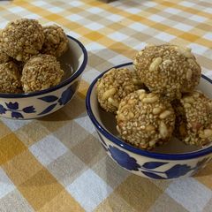 A picture of Til, Mumfali & Murmure Laddu.