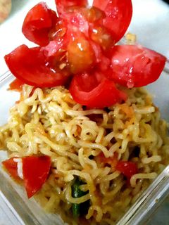 मैगी चीज मसाला(Maggi cheese masala recipe in hindi) रेसिपी मुख्य फोटो