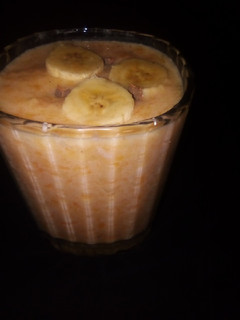 Smoothie na Ayaba da gwanda ainihin hoton girkin