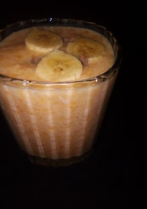Smoothie na Ayaba da gwanda ainihin hoton girkin