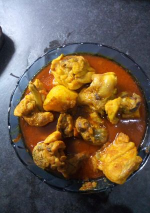 মেথি চিকেন (Methi chicken recipe in Bengali) রেসিপির প্রধান ছবি