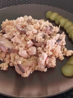 Bulgur gombával és csirkemellel recept fotója