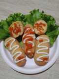 Roti goreng isi sosis (mini)