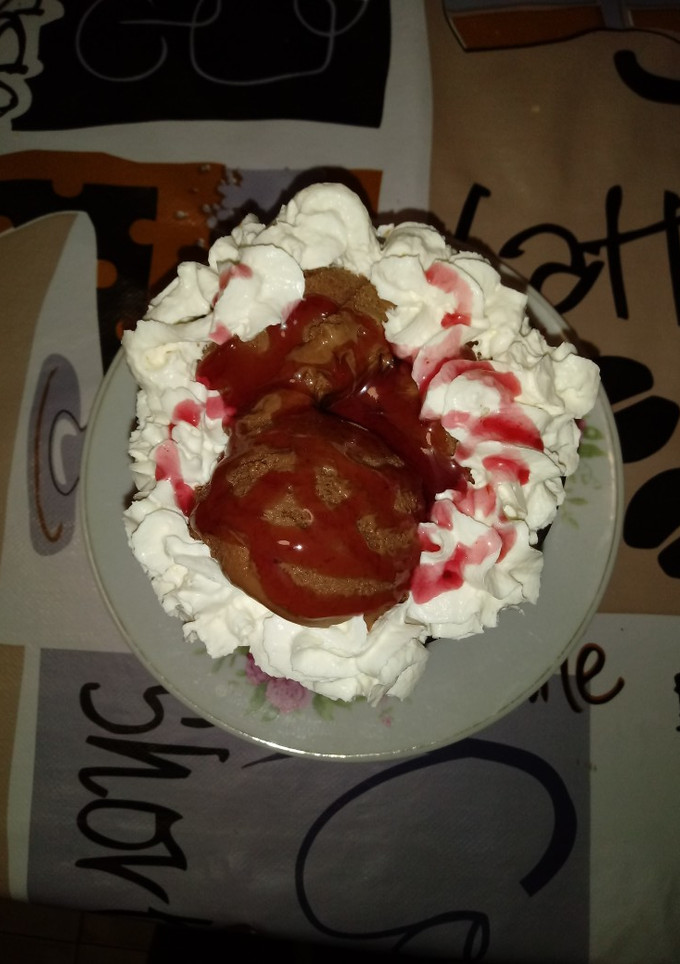 Una foto de Helado de chocolate al ron (en la heladera)
