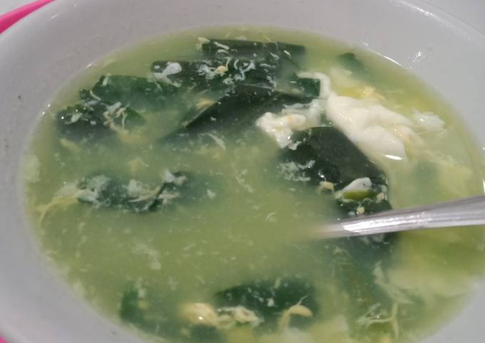 Cara Gampang Membuat Sup telor binahong, Bisa Manjain Lidah