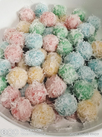 Resep Klepon Pelangi Yang Lezat